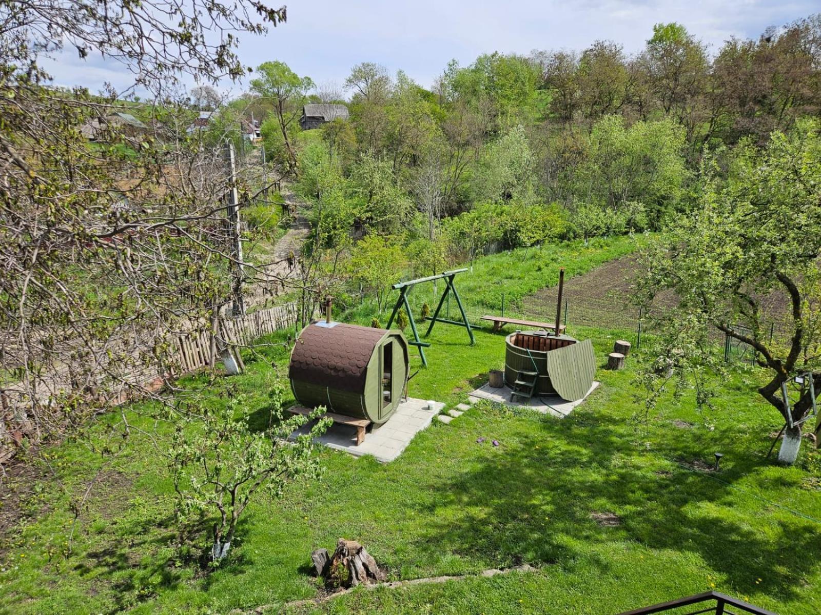 Casa Bunicilor Villa Ciprian Porumbescu Eksteriør bilde